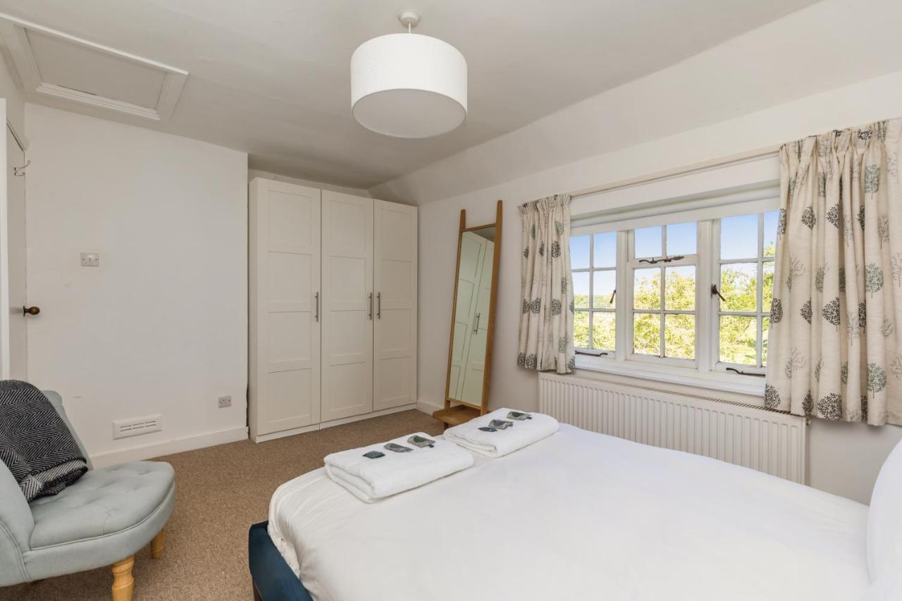 Danny Lodge - Country Cottage Near Brighton By Huluki Sussex Stays Hurstpierpoint エクステリア 写真