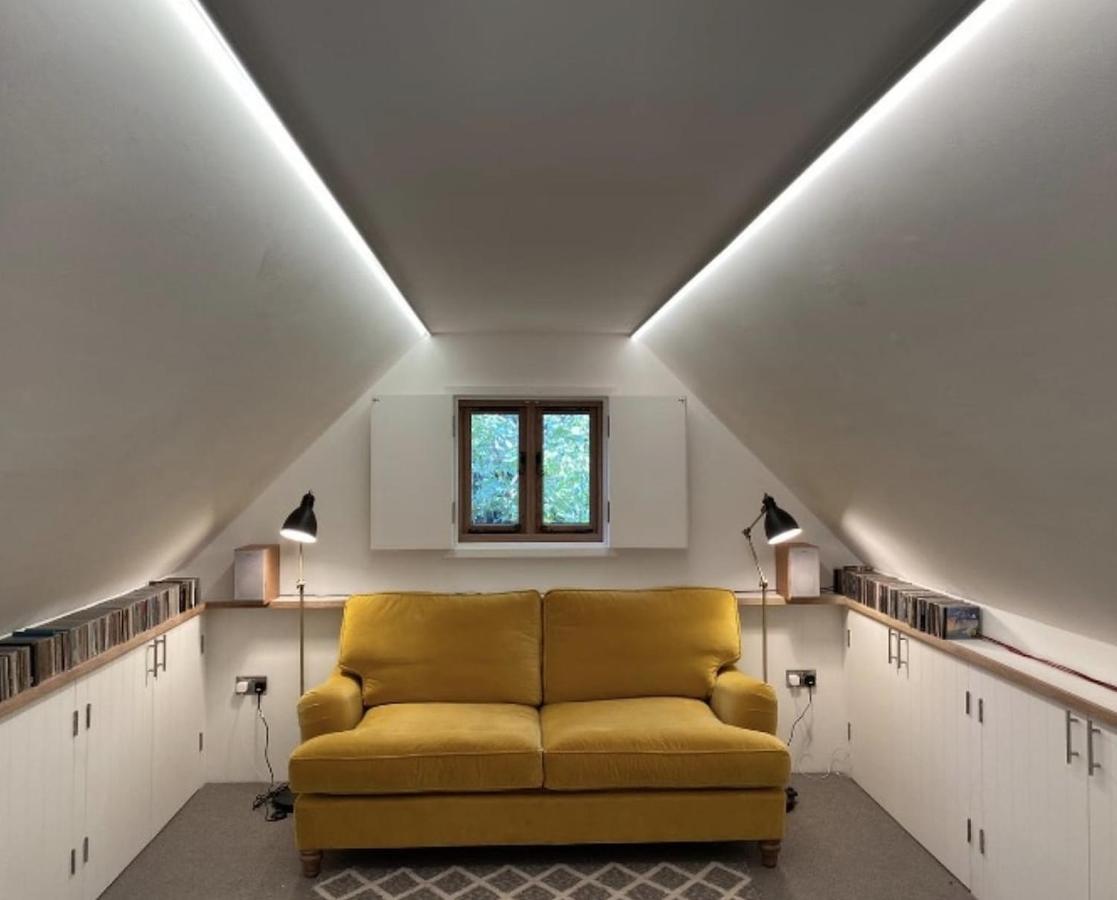 Danny Lodge - Country Cottage Near Brighton By Huluki Sussex Stays Hurstpierpoint エクステリア 写真
