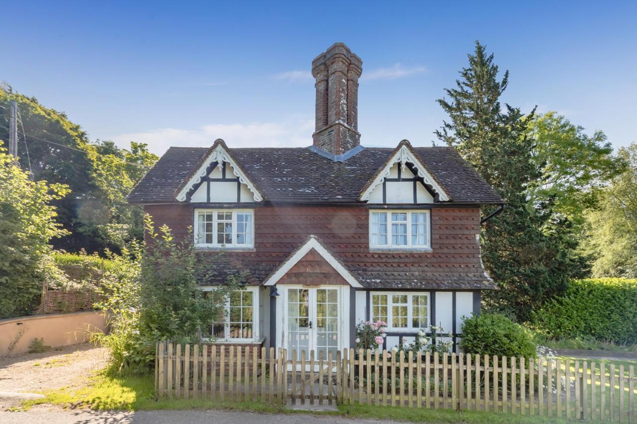 Danny Lodge - Country Cottage Near Brighton By Huluki Sussex Stays Hurstpierpoint エクステリア 写真